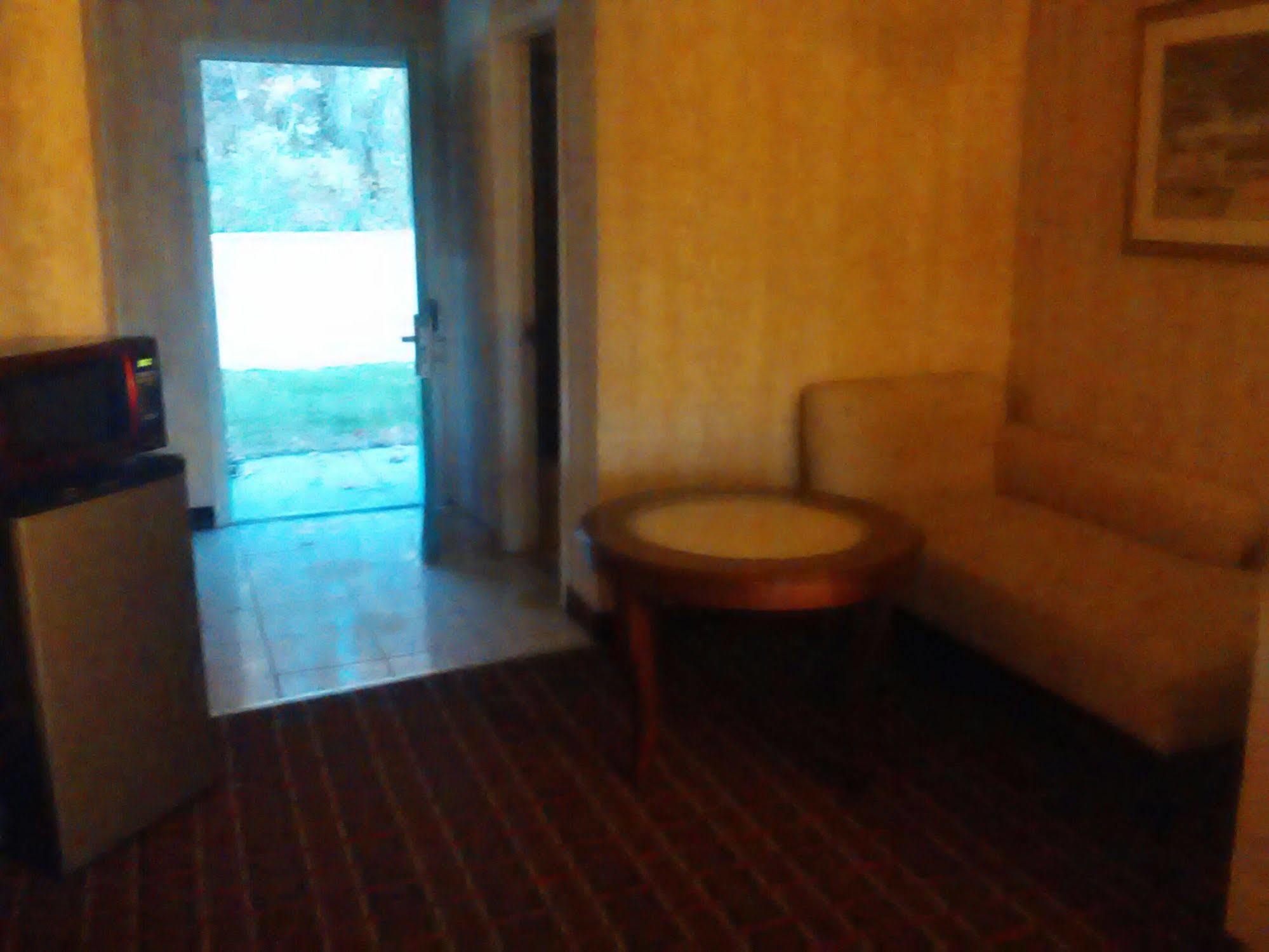 Executive Inn Coopersburg Exteriör bild